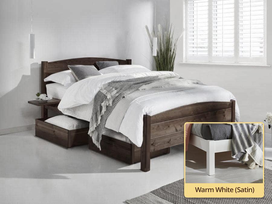 Traditional Country Bed warm white