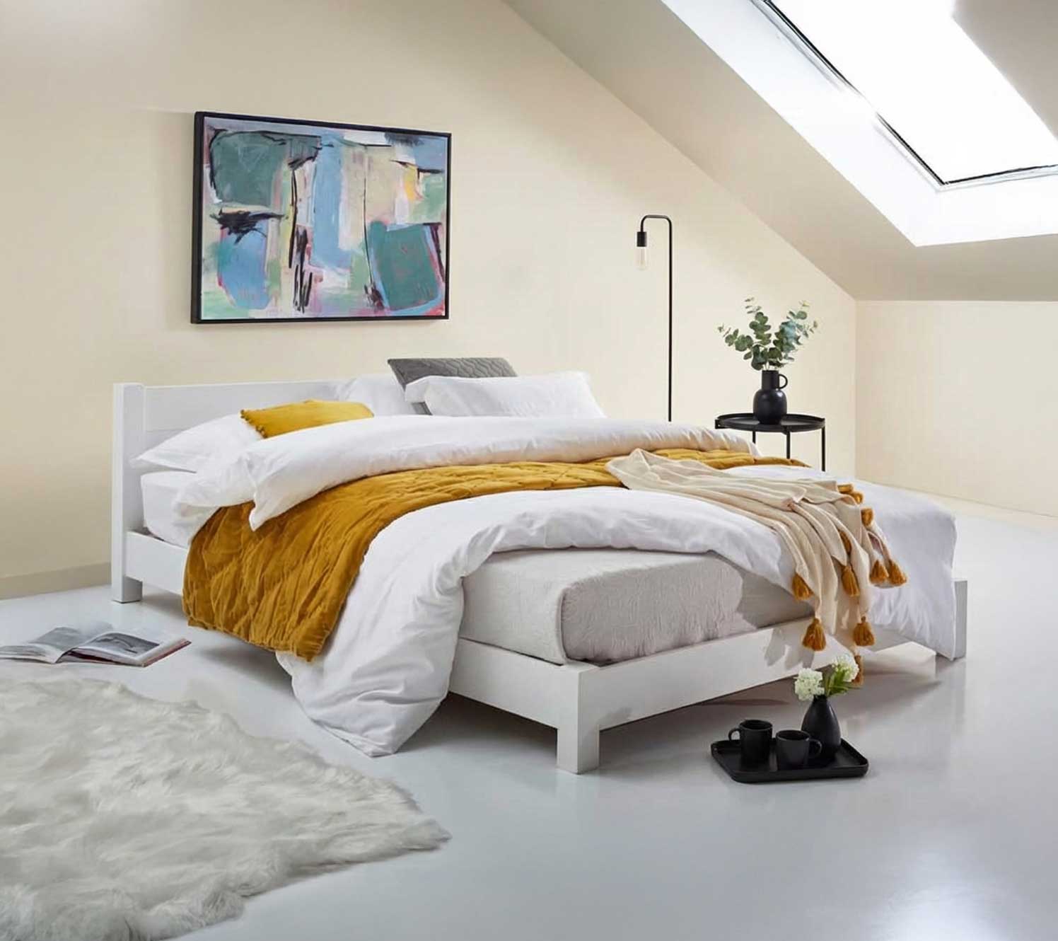 Cream and black bedroom ideas leading with cream